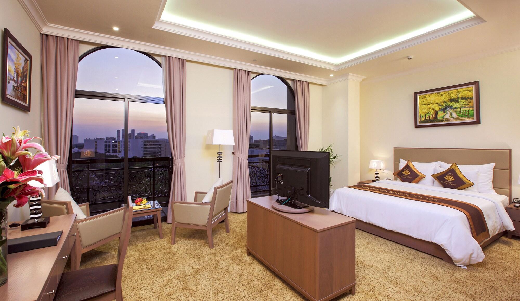 Merperle Crystal Palace Ho Chi Minh City Exterior photo