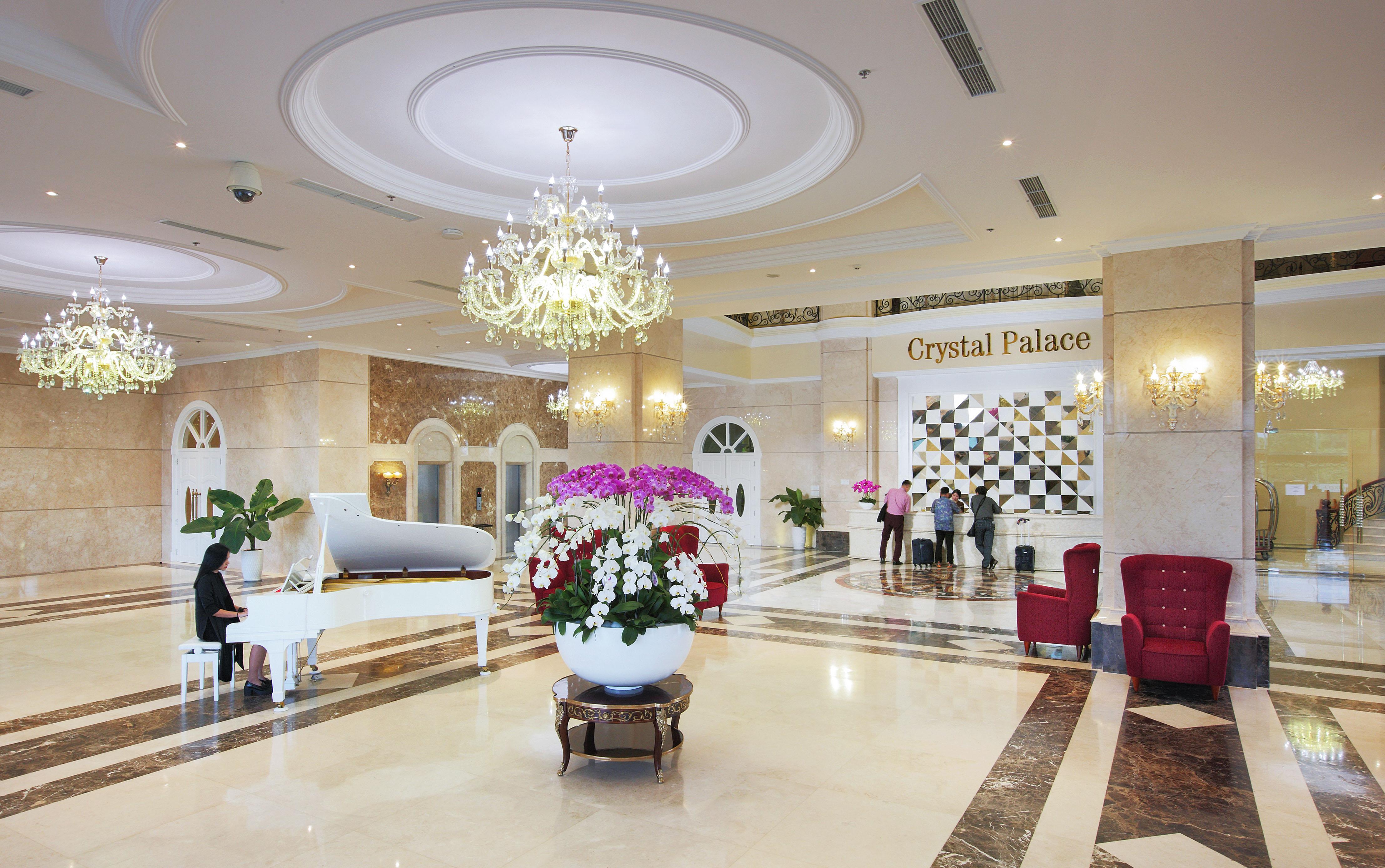 Merperle Crystal Palace Ho Chi Minh City Exterior photo